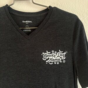 New Grey small v-neck spooky dog mama tshirt